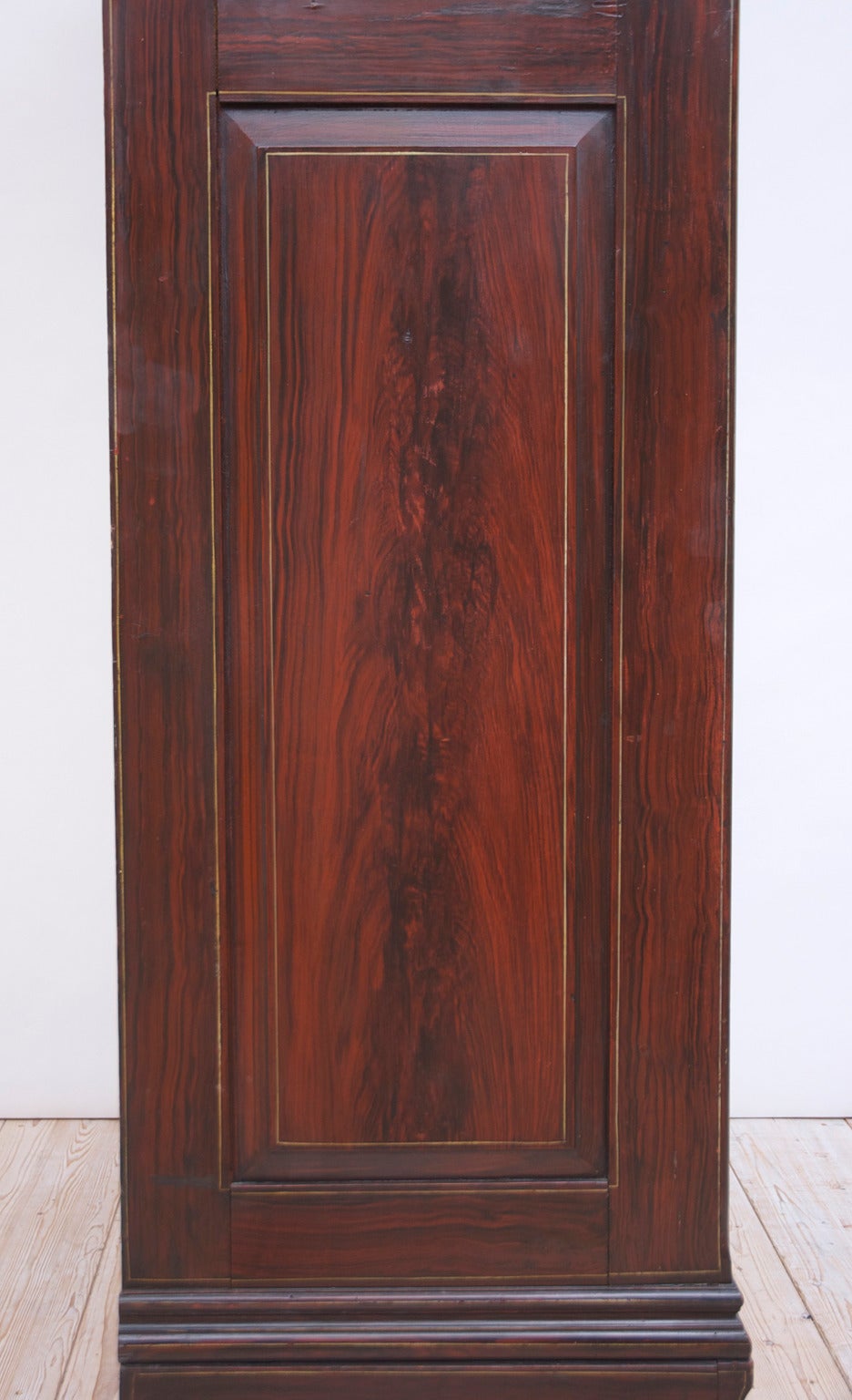 North German Empire Sun Armoire in Original Faux Bois and Stenciled Finish, 1815 In Good Condition For Sale In Miami, FL