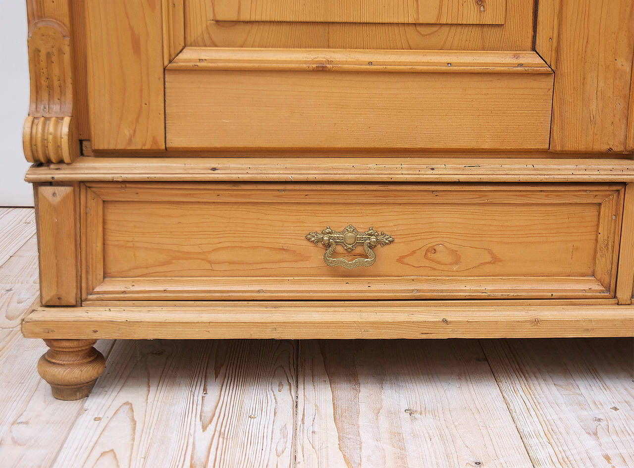 Large 19th Century Pine Armoire 2