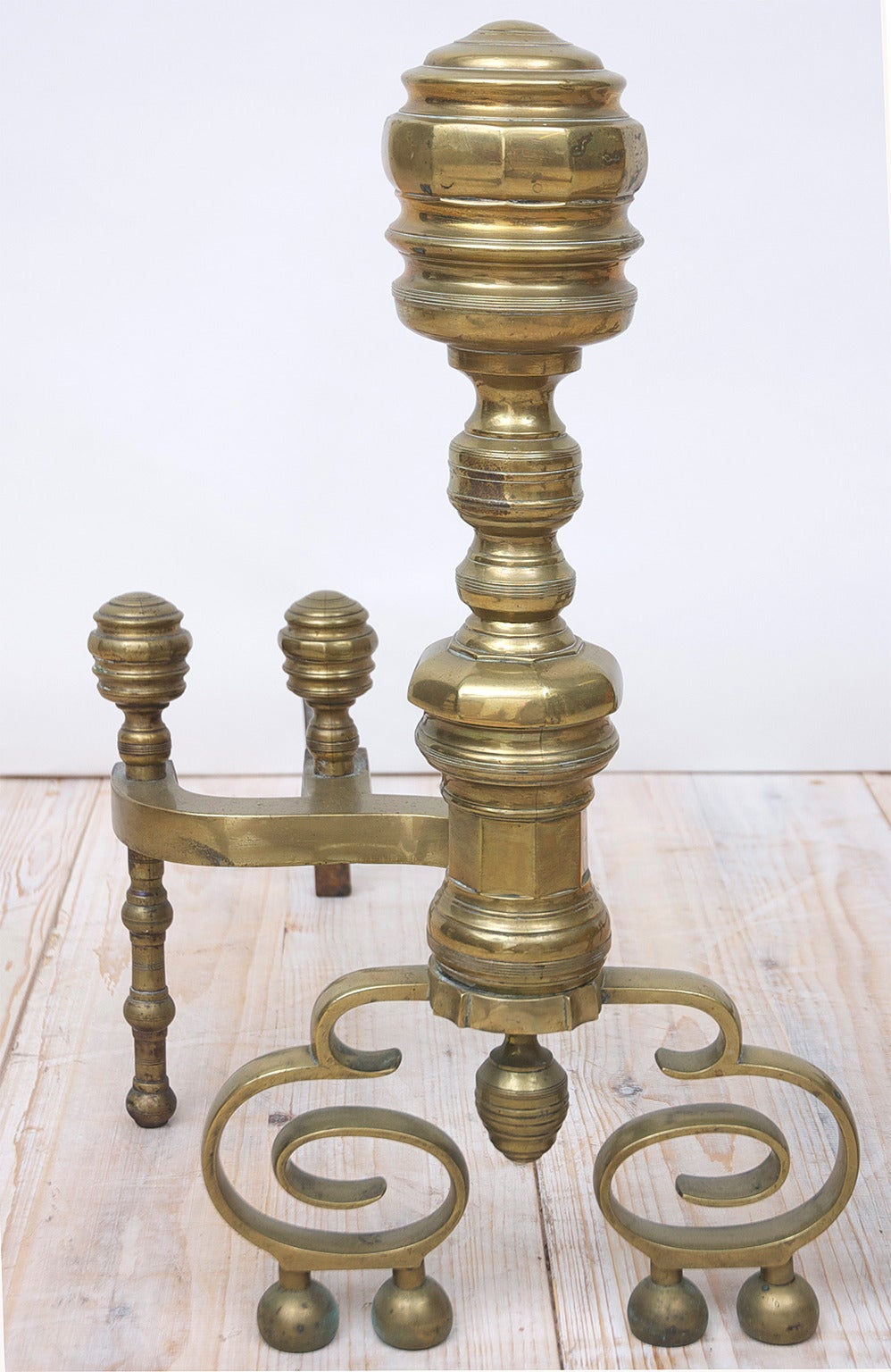 A very fine pair of Federal andirons in brass with wrought Iron, American, circa 1800s

11