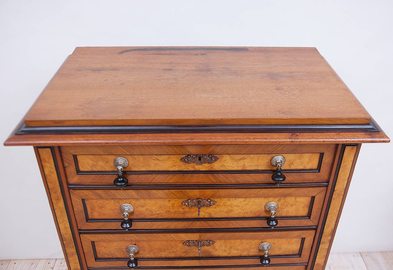Victorian Scandinavian Tall Chest of Drawers in Figured Walnut with Original Hardware