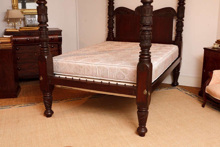 Cherry Antique Queen-Size Carved Four-Poster American Empire Bed, Philadelphia, c 1825 For Sale