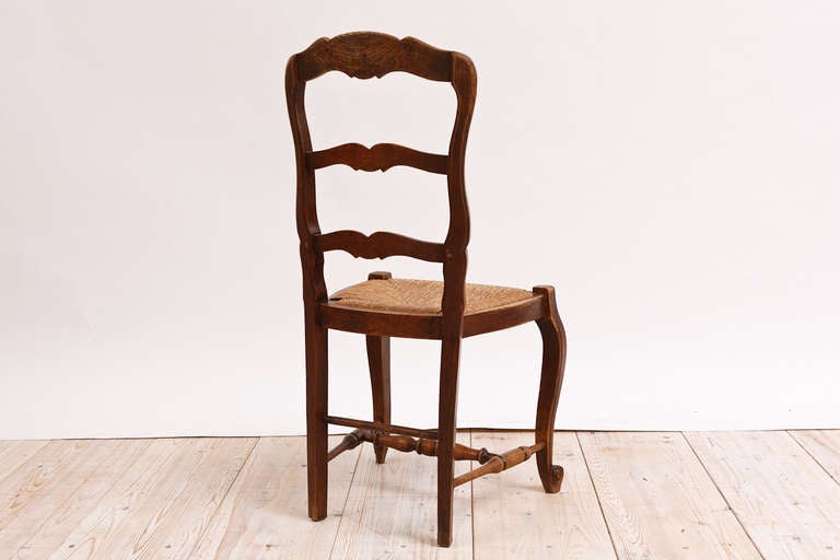 Set of 6 (six) French Provincial Dining Chairs in Walnut with Rush Seats, c.1880 5