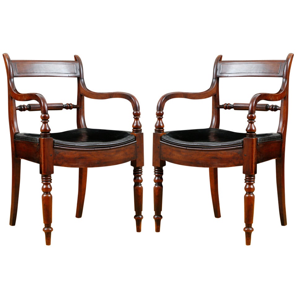 Pair of English Sheraton Mahogany Arm Chairs with Leather Box Cushions, c. 1800