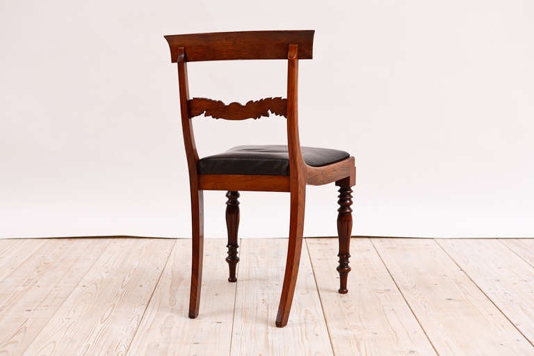 Set of Four English William IV Rosewood Side or Dining Chairs, circa 1830 2