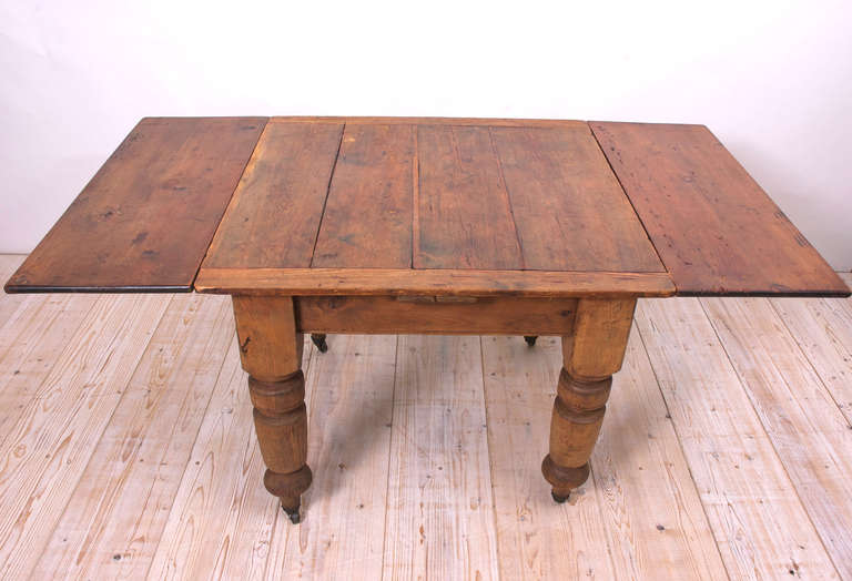 English Victorian Extension Table in Pine 2