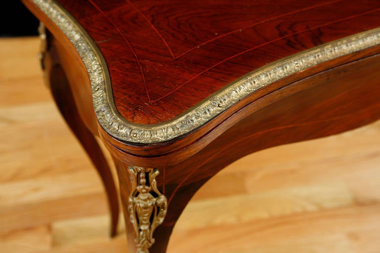 French Belle Époque Game Table in Rosewood with Marquetry & Ormolu, circa 1880 For Sale 3