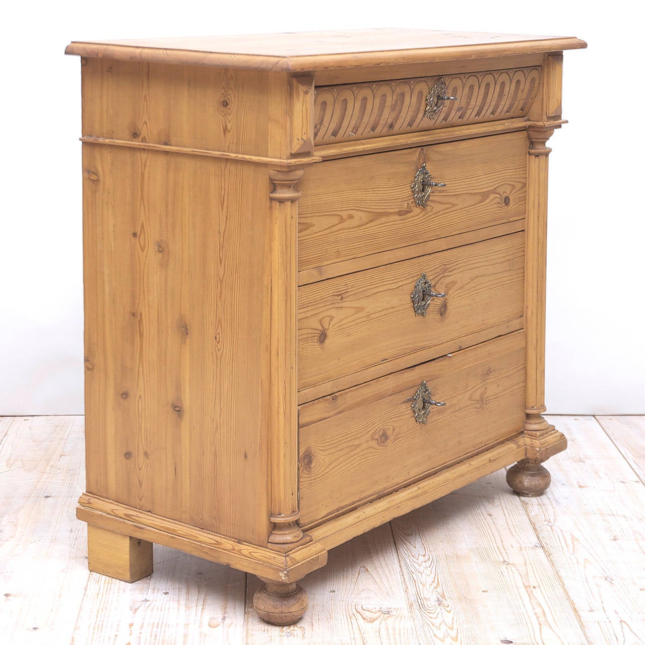 Neoclassical Revival 19th Century Swedish Chest of Drawers in Pine