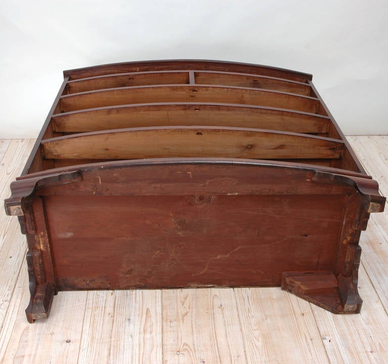 English Bow-Front Chest of Drawers in Mahogany, circa 1840 2