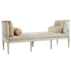 Swedish Banquette or Daybed with Antique Hand-Painted Fabric, Mid-1800s