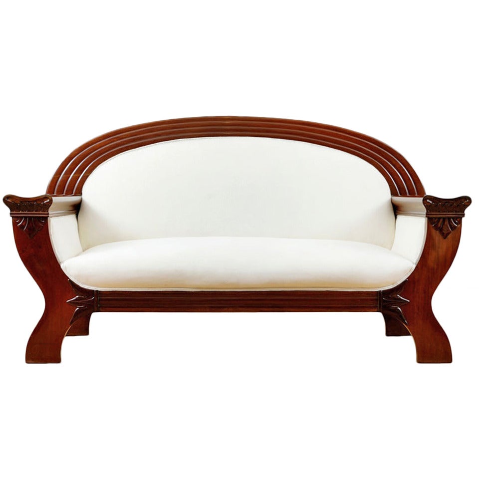 Art Deco Gondola Sofa in Cuban Mahogany, Circa 1915