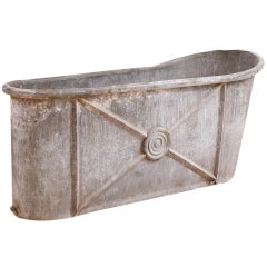 Antique French Empire Bathtub in Zinc with Embossed Design, circa 1800