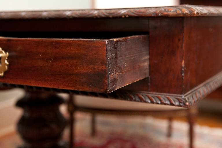 Polished Federal Partners' Desk in Mahogany, Philadelphia, circa 1820 For Sale