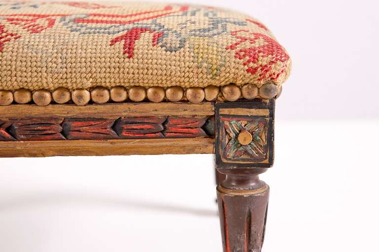 French Louis XVI Revival Footstool with Needlepoint, circa 1910 In Good Condition In Miami, FL