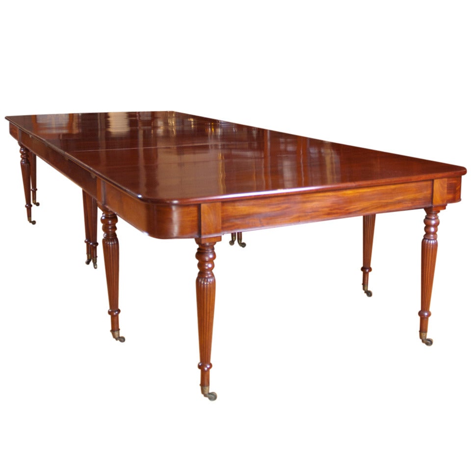 Long English Regency Banquet Dining Table in Mahogany w/ 4 Leaves, c. 1820