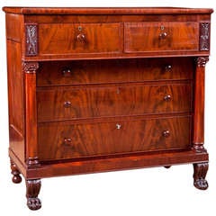 Philadelphia Federal Chest of Drawers in Mahogany, American, circa 1815 2