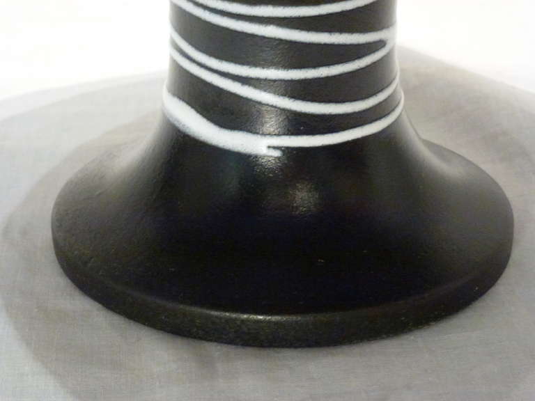 Set of Haegar Black Pottery Vase and Compote In Excellent Condition For Sale In Northbrook, IL