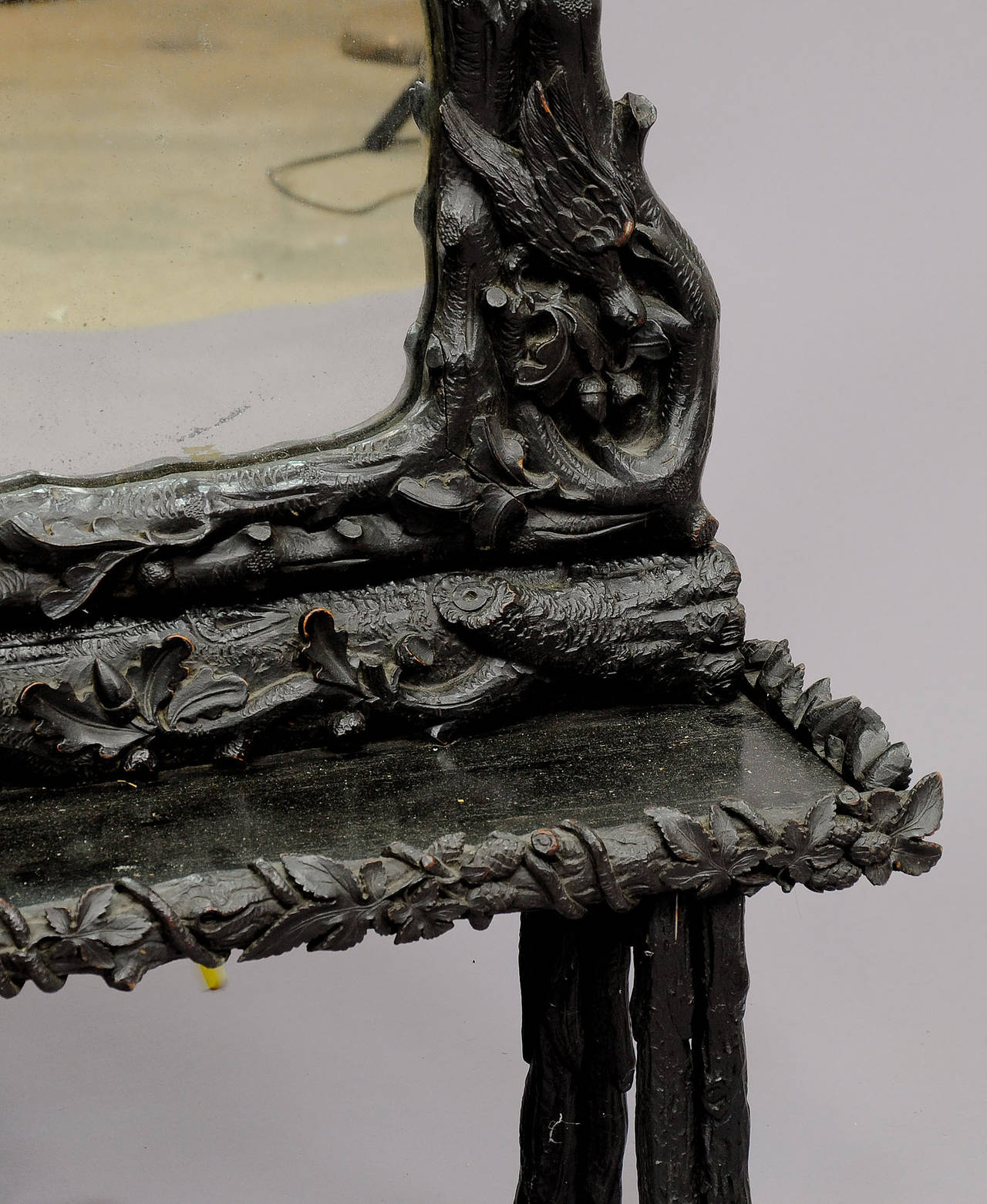 Black Forest Carved Wood Hall Mirror with Stag Head, 1890 In Good Condition In Berghuelen, DE