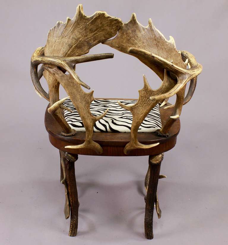 Antique Black Forest Antler Chair circa 1900 In Excellent Condition In Berghuelen, DE