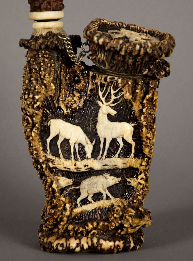 Large Carved Horn Victorian Hunters Pipe ca. 1840