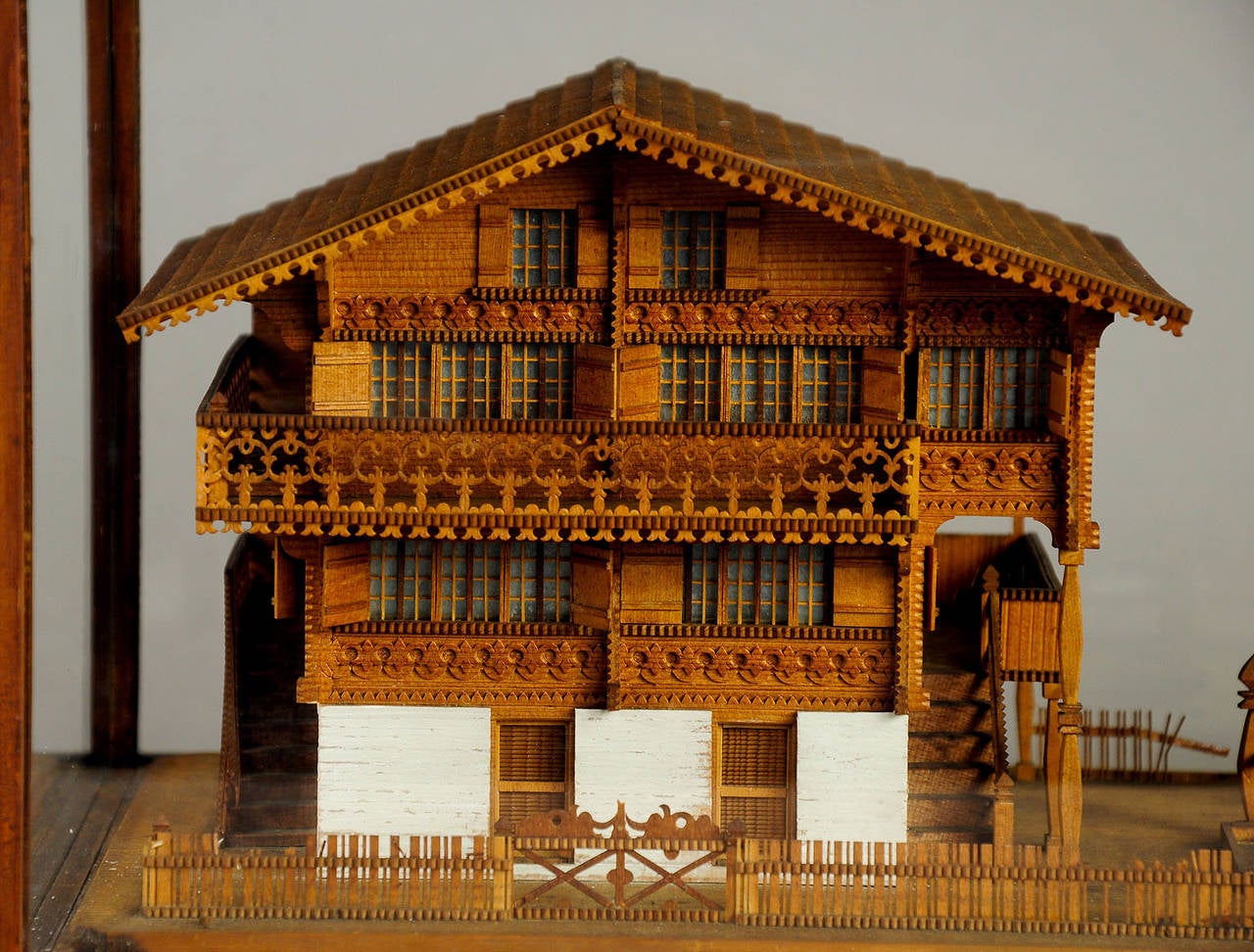 Detailed Carving of a Miniature Châlet, Swiss Brienz For Sale at 1stdibs