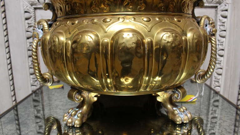 Large 19th Century French Bronze Louis XVI Style Jardiniere with Lid In Good Condition In Dallas, TX