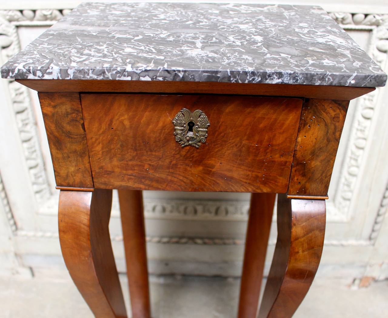 French Charles X Mahogany Table with a Marble Top In Good Condition For Sale In Dallas, TX