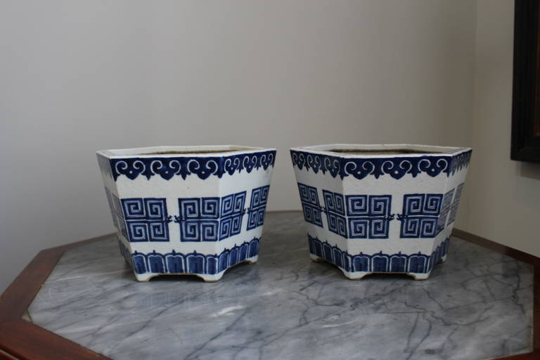 Pair of Chinese Porcelain Jardinieres 4