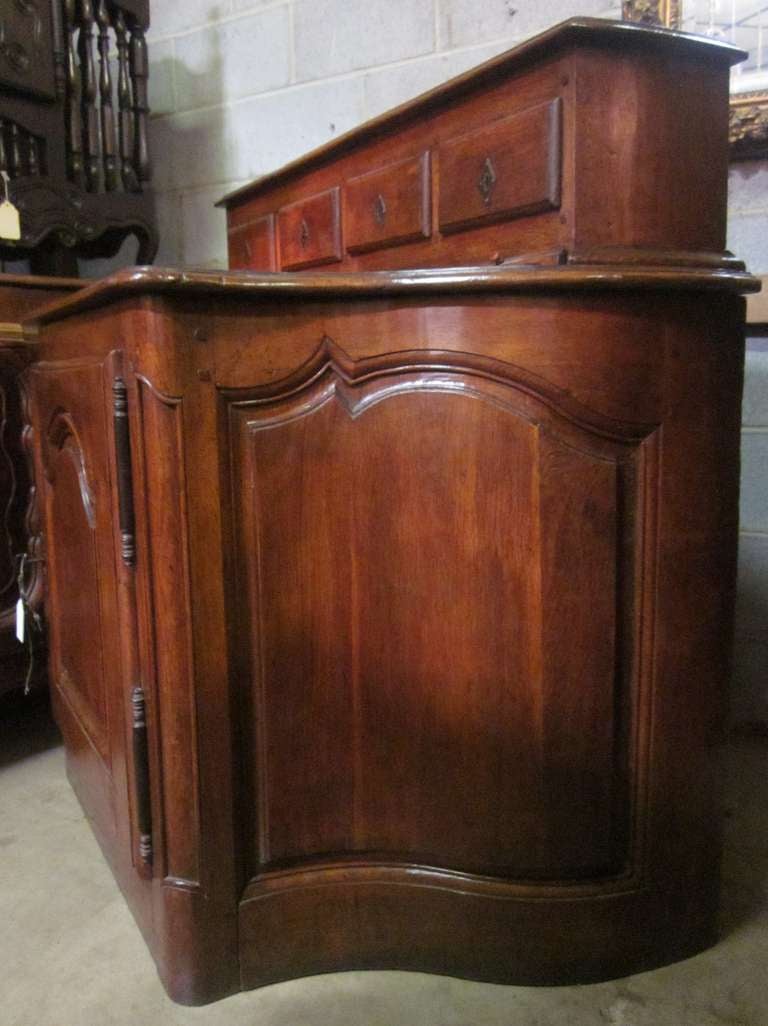 Régence 18th Century French Regence Cabinet in Carved Brown Oak For Sale