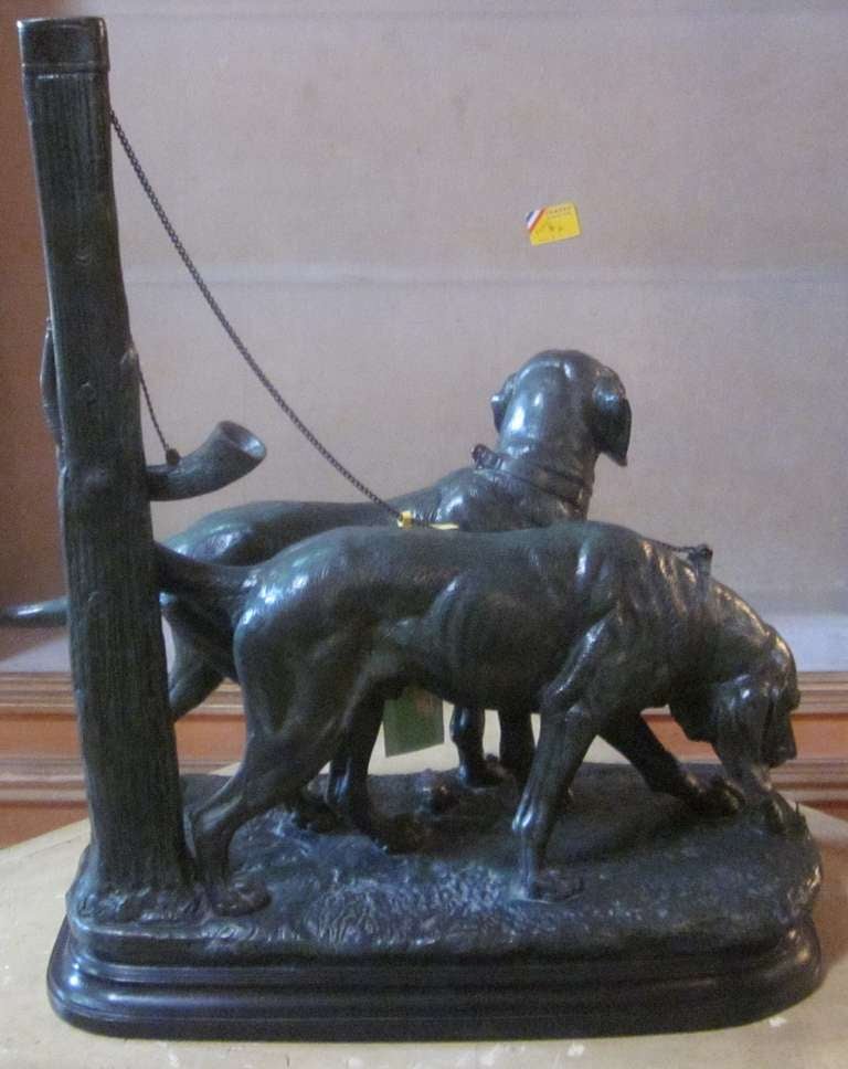 A French 19th Century Patinated Bronze Sculpture of a Pair of Hunting Dogs In Excellent Condition In Dallas, TX