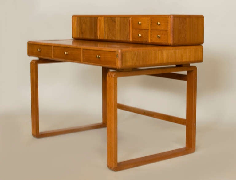 Japanese, Danish Inspired Desk / Dressing Table by D-Scan In Excellent Condition In San Francisco, CA