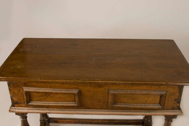 Baroque Late 17th-Early 18th Century Italian Table with One Drawer For Sale