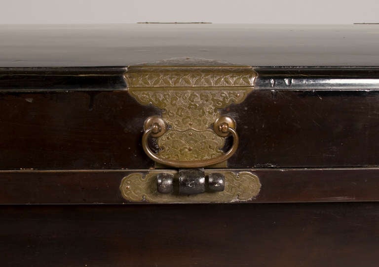 Japanese Lacquer Chest In Good Condition In San Francisco, CA