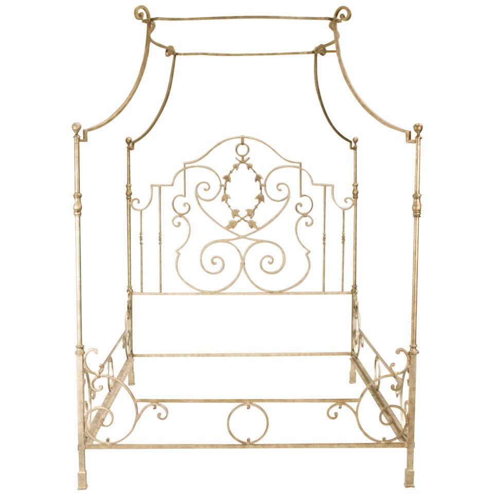 Romantic Silver Leaf Queen Size Metal Canopy Bed
