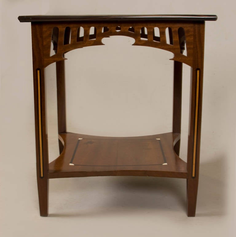 19th Century American Craftsman Walnut Side Table In Good Condition For Sale In San Francisco, CA