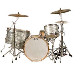 Vintage 1965 Ludwig "Super Classic" Drum Set