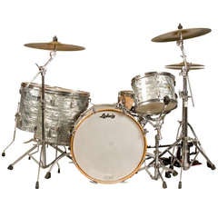 Retro 1965 Ludwig "Super Classic" Drum Set