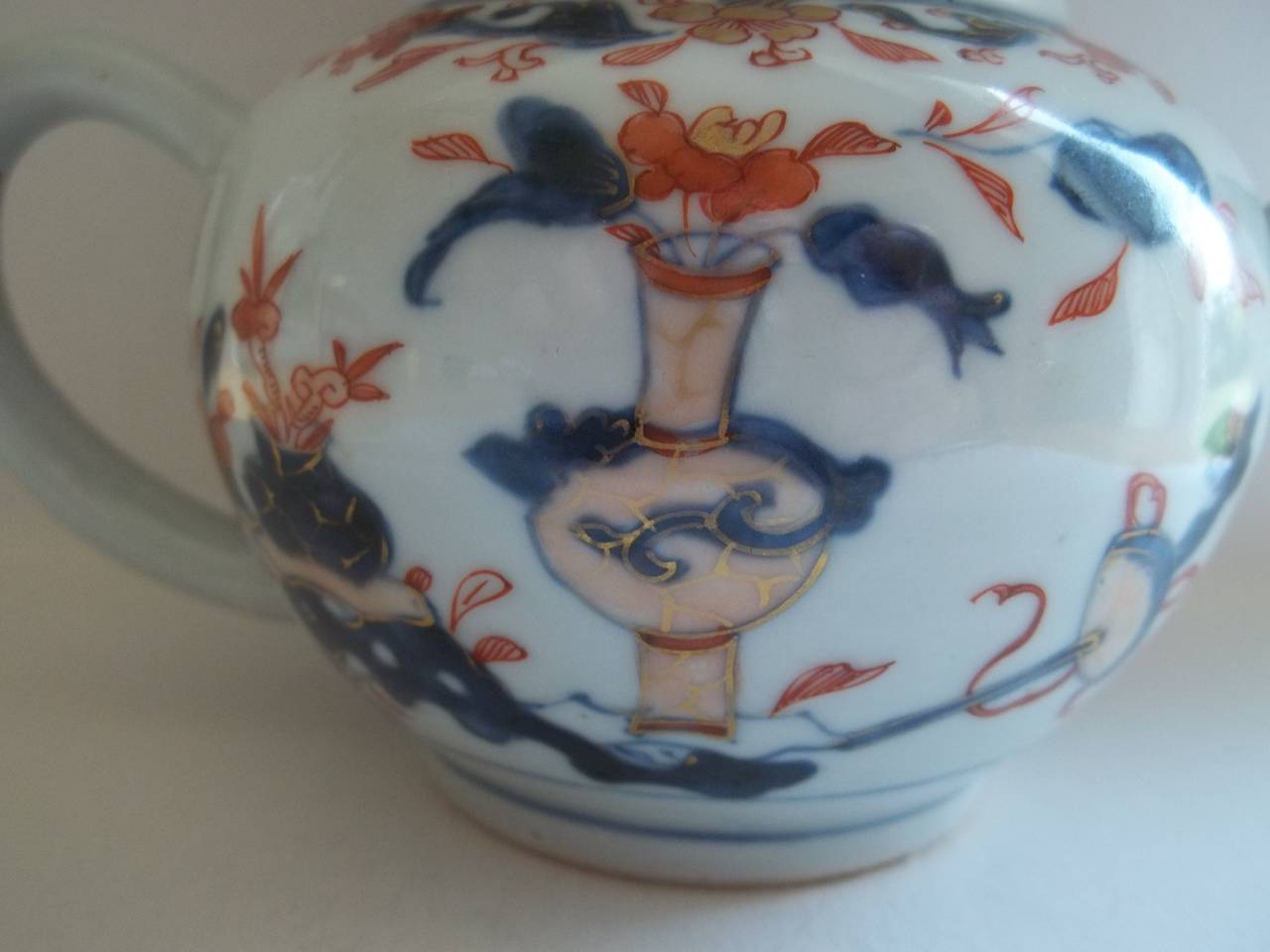 Porcelain Qing, KANGXI Period, Chinese porcelain TEAPOT, Imari Export, Hand Painted, C 1710