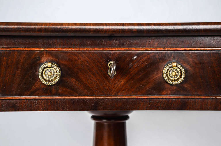 William IVth Mahogany Pedestal Side Table Single Drawer, English circa 1830 In Good Condition In Lincoln, Lincolnshire