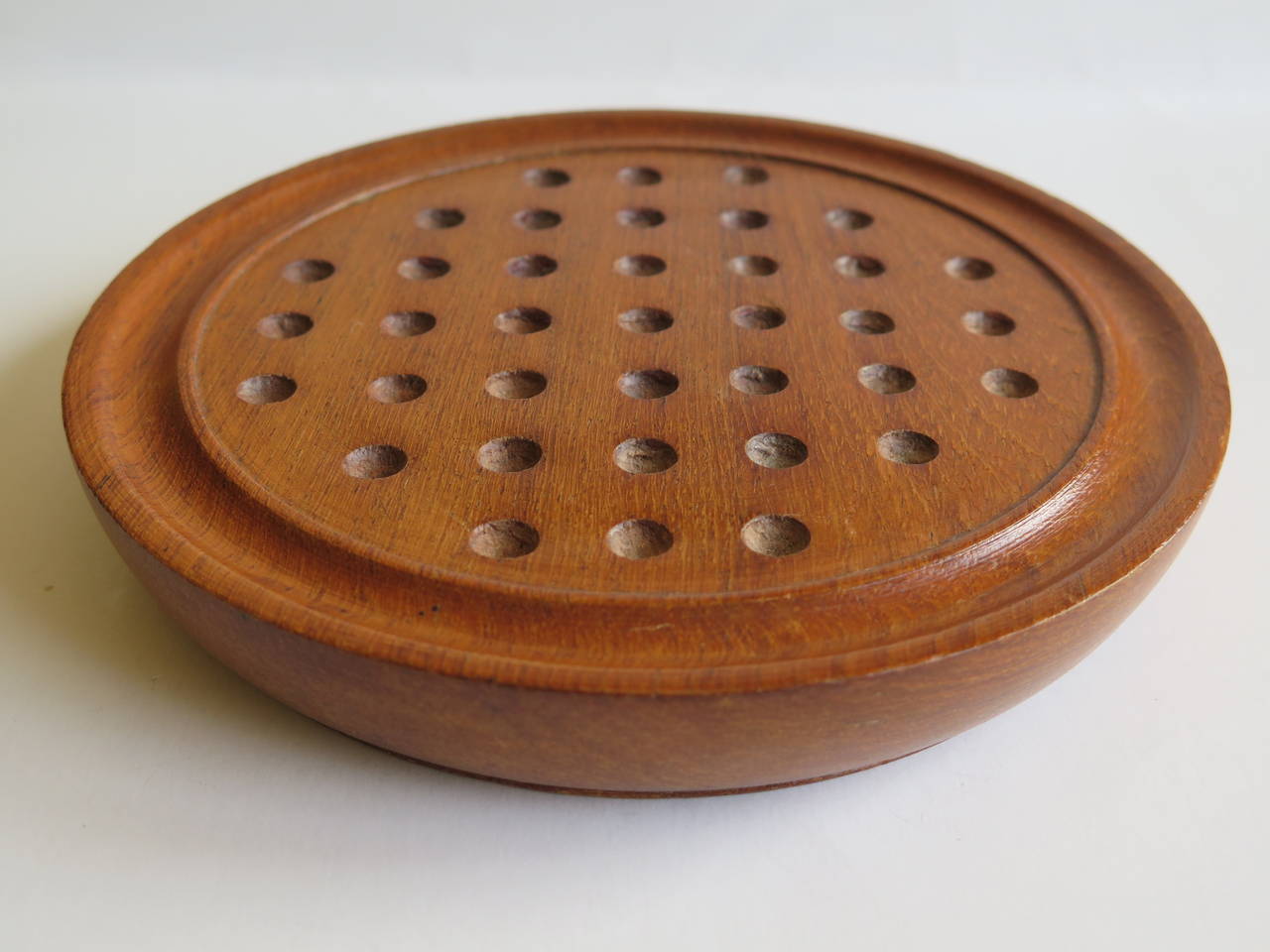 Late 19thC. Solitaire Marble Board Game, 36 early hand made marbles, circa 1890 In Excellent Condition In Lincoln, Lincolnshire