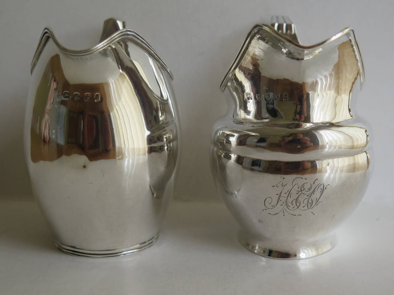 TWO Georgian, Sterling Silver, Milk or Cream Jugs, London Makers, 1801 and 1805 In Good Condition In Lincoln, Lincolnshire