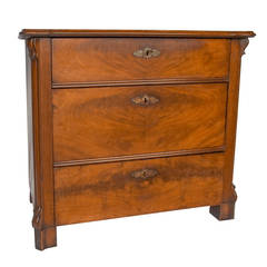 Small, Early 18th C. CHEST of Drawers, Walnut, Superb Colour, Dutch, c.1730