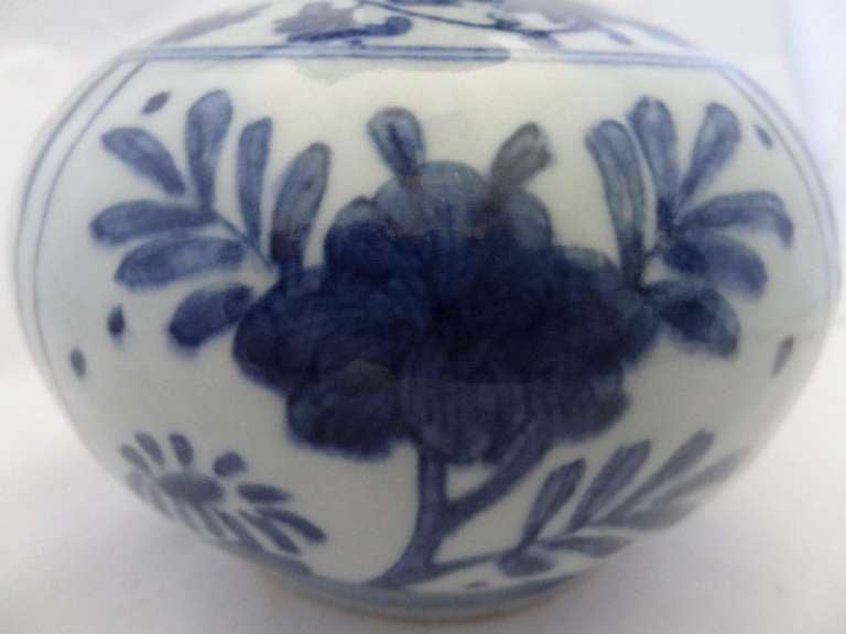 Porcelain Chinese Eighteenth Century Kendi 4