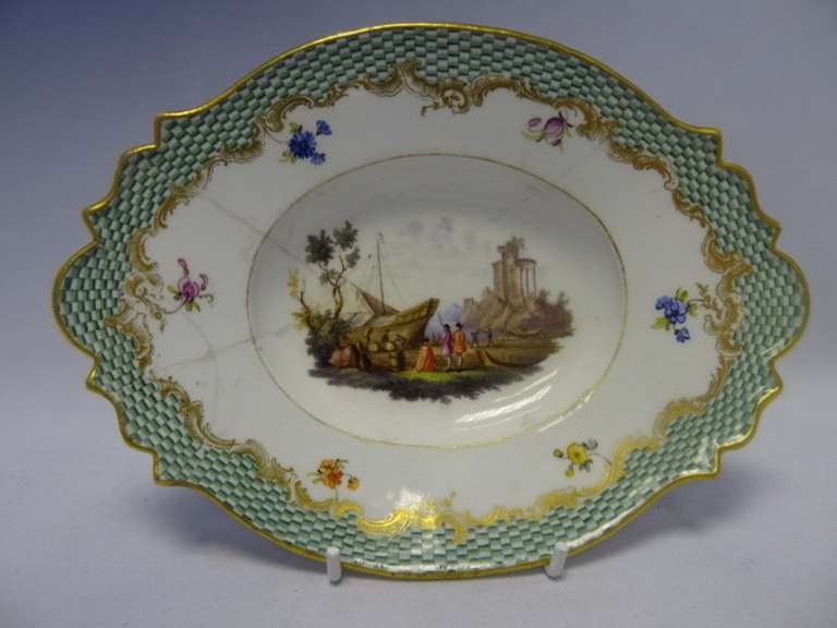 Meissen Porcelain Sauceboat Stand