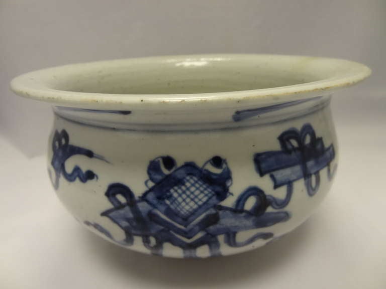 Chinese Blue and White Porcelain Bowl Kangxi Period 1662 - 1722
