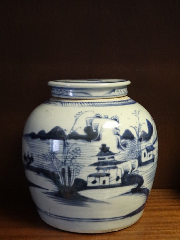 Large Jiaqing (1796-1820) Blue & White Ginger Jar
Provenance: Chatsworth House