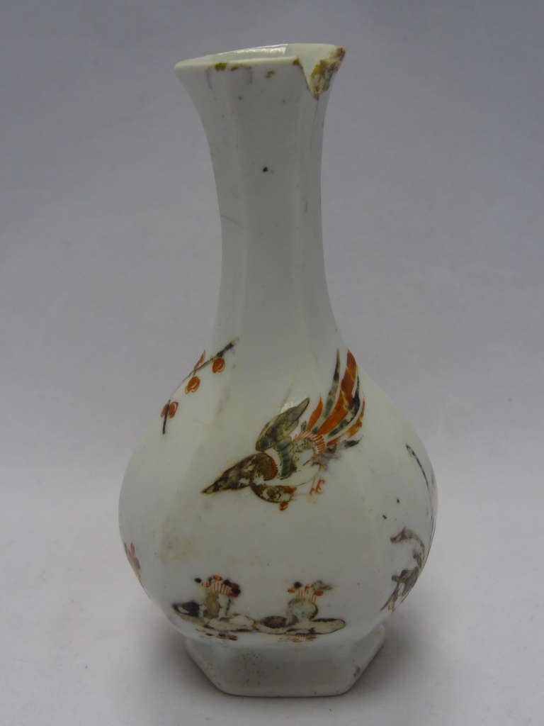 18th Century and Earlier A First Period Worcester Hexagonal Vase circa 1755 For Sale