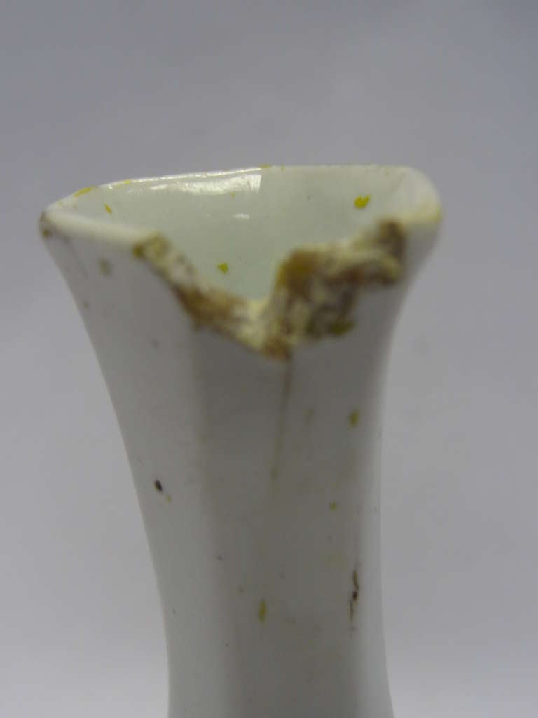 Porcelain A First Period Worcester Hexagonal Vase circa 1755 For Sale