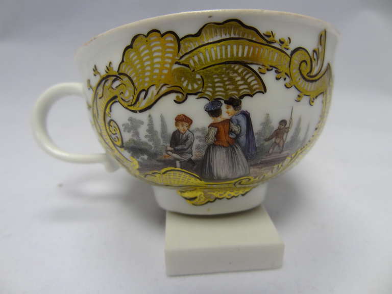 Meissen Porcelain Teacup, Cartouches Decorated with Scenes of People