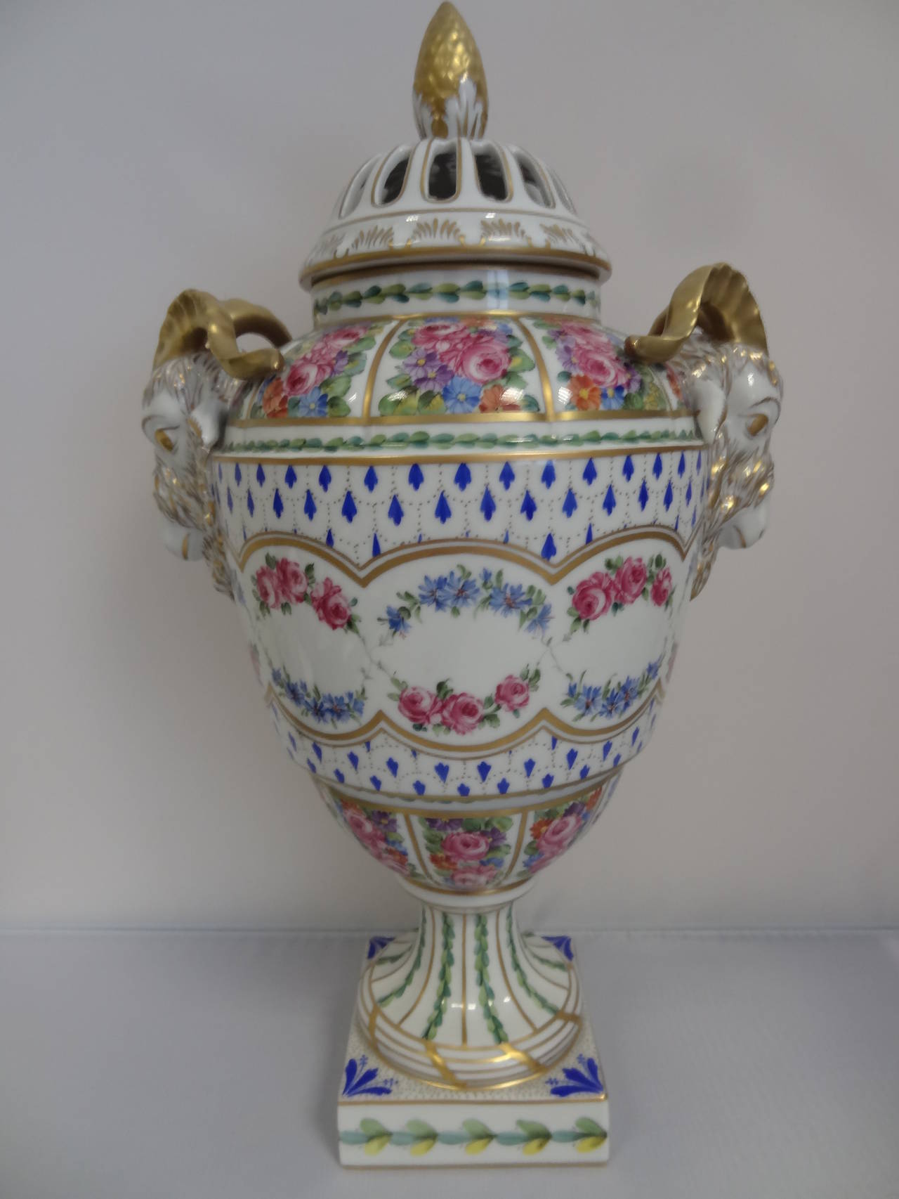 German Beautiful Dresden Vase by The Saxon Porcelain Manufactory, Dresden For Sale