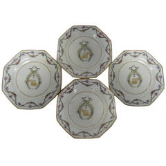 Group of Four Chinese Porcelain Octagonal Tea Plates with Armorial Decoration